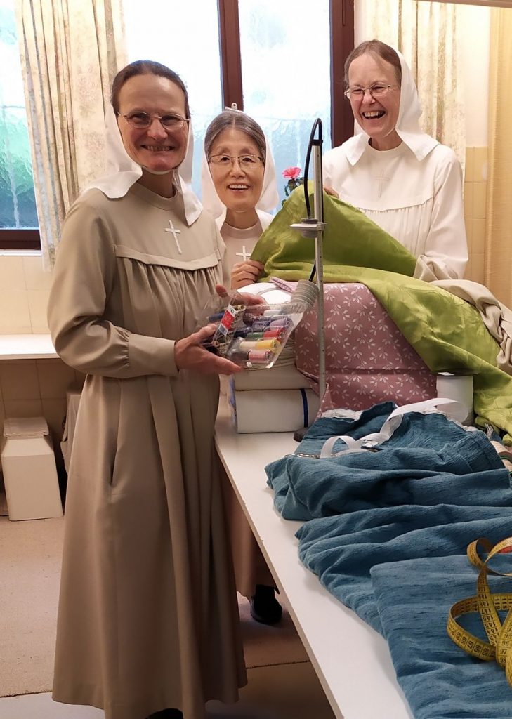 재봉부서도 챙겨주시는 아버지의 신실하심 재봉부서도 챙겨주시는 아버지의 신실하심