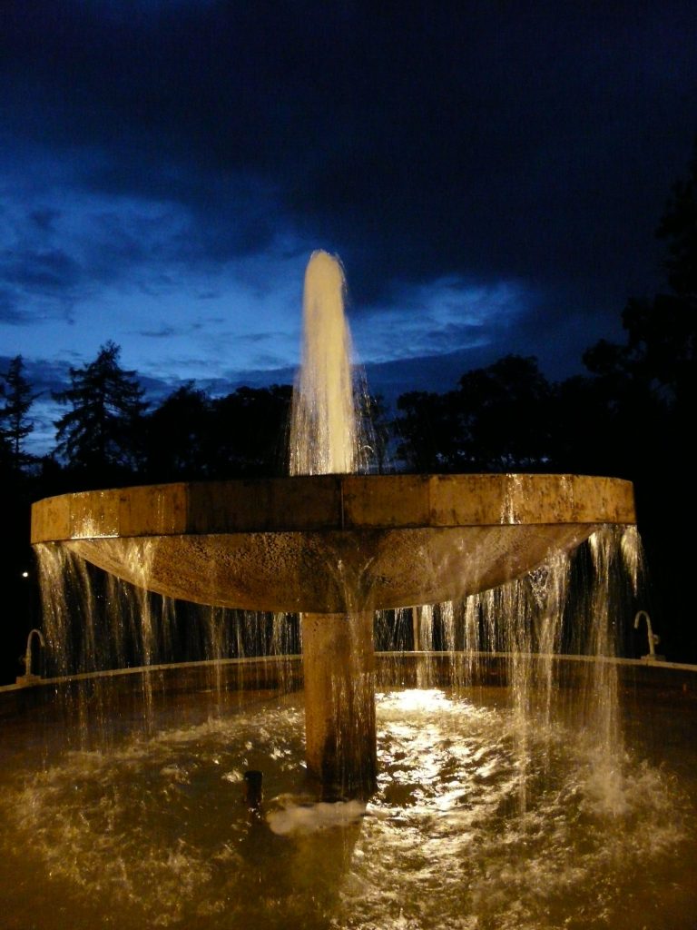 야경속의 아버지의 샘 야경속의 아버지의 샘